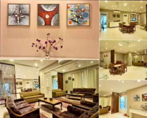 Teghs Hospitality - Entire Superior Villa Bungalow